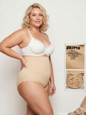 SKIMS Bundle 3X +4X Shaperwear Slimwear Fits Everybody Panties NWT NWOT